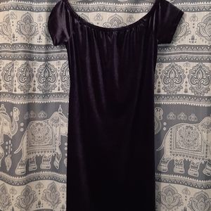 Off the shoulder velvet mini dress...New with Tags